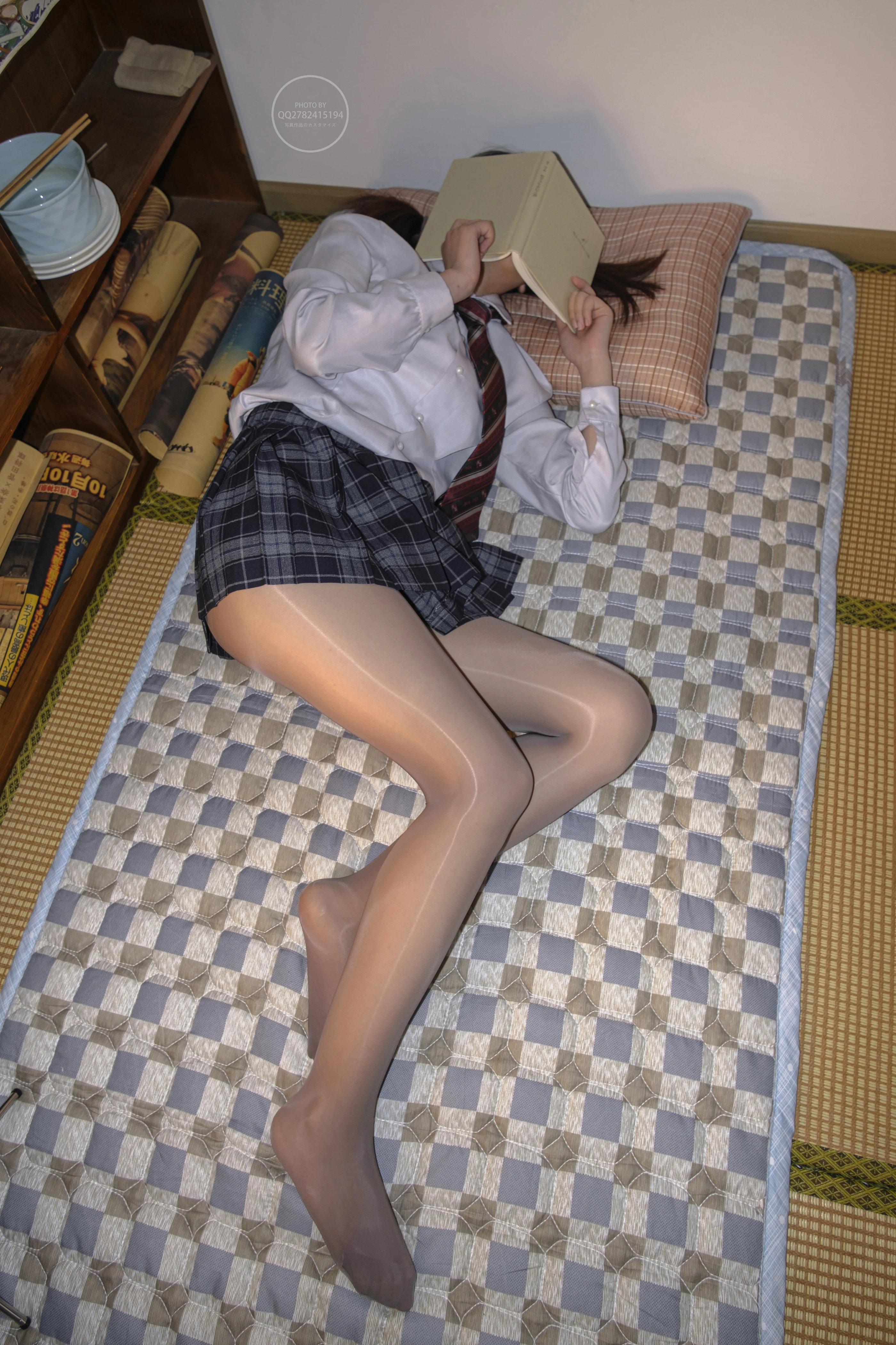 森萝财团 有料 NO.037 小夜 涞觅18D油亮灰丝 [112P]插图9